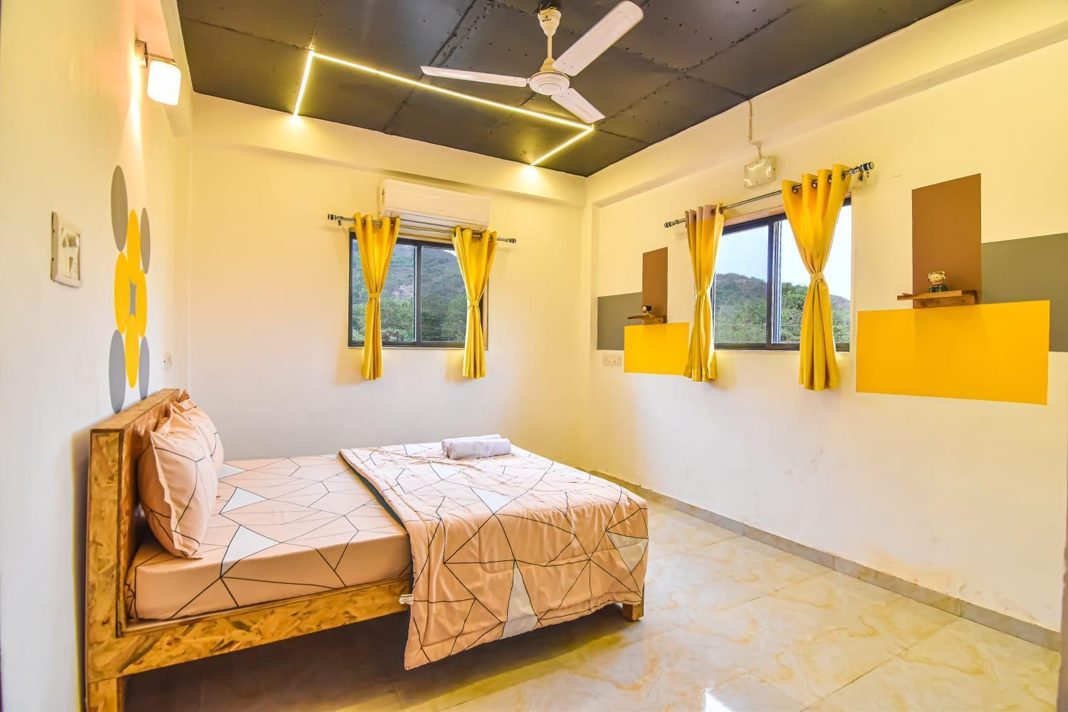 Empyrean Stay Ll 3Bhk Ll Black Horse Villa Ll Ac Ll Private Pool Ll Wifi II Lux Ll 罗纳瓦拉 外观 照片